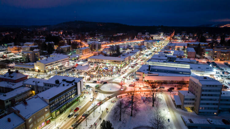 Jämsän keskustaa ilmakuvassa.